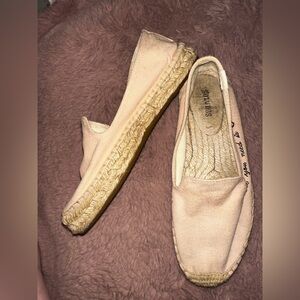 Soludos Women's cream Espadrilles flats 7.5 summer vacation beach